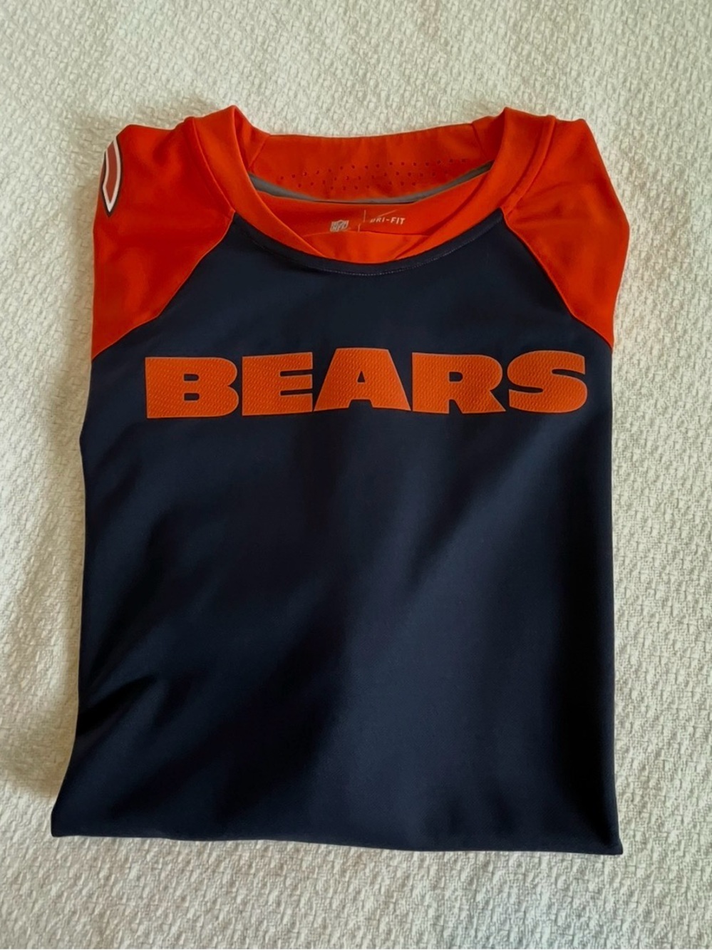 Nike Dri Fit / NFL Field Apparel Chicago Bears Pullover Men’s Size XXL EUC